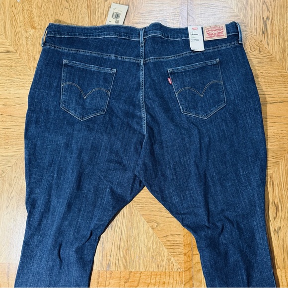 NEW LEVI’S 711 PLUS SIZE SKINNY MID RISE DESTRUCTED ANKLE JEANS - Picture 6 of 14